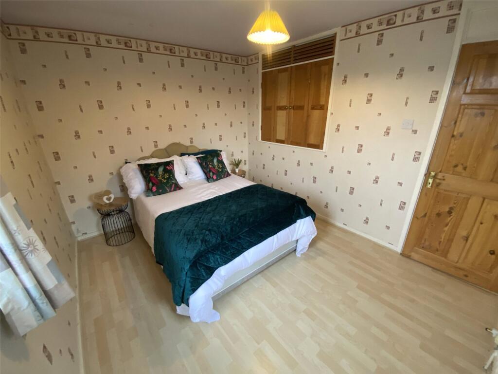 Wyvern, Woodside, Telford, Shropshire, TF7 photo 4