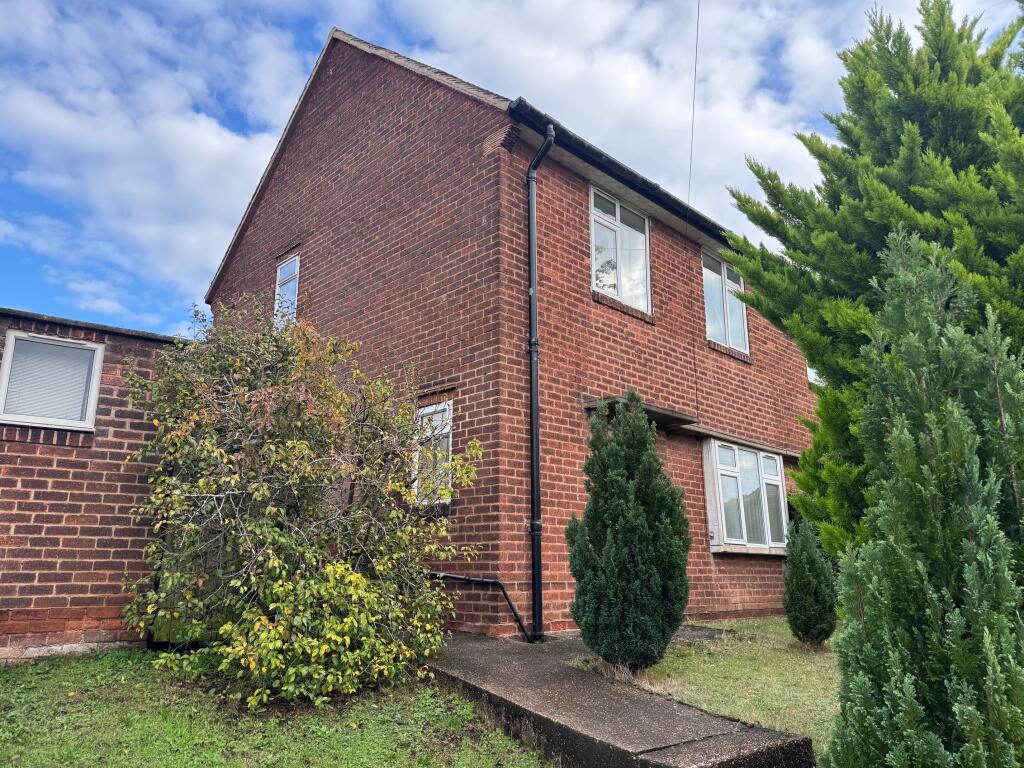 2-bed semi-detached on Cavendish Road Worksop , £125,000