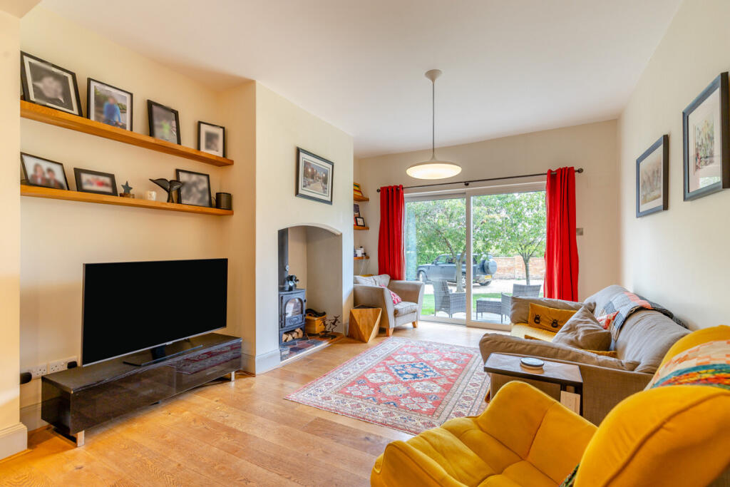 House in Milton Keynes, Granborough - More