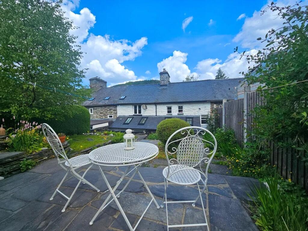Hillsborough, Upper Corris, Machynlleth, Gwynedd, SY20 - View 3