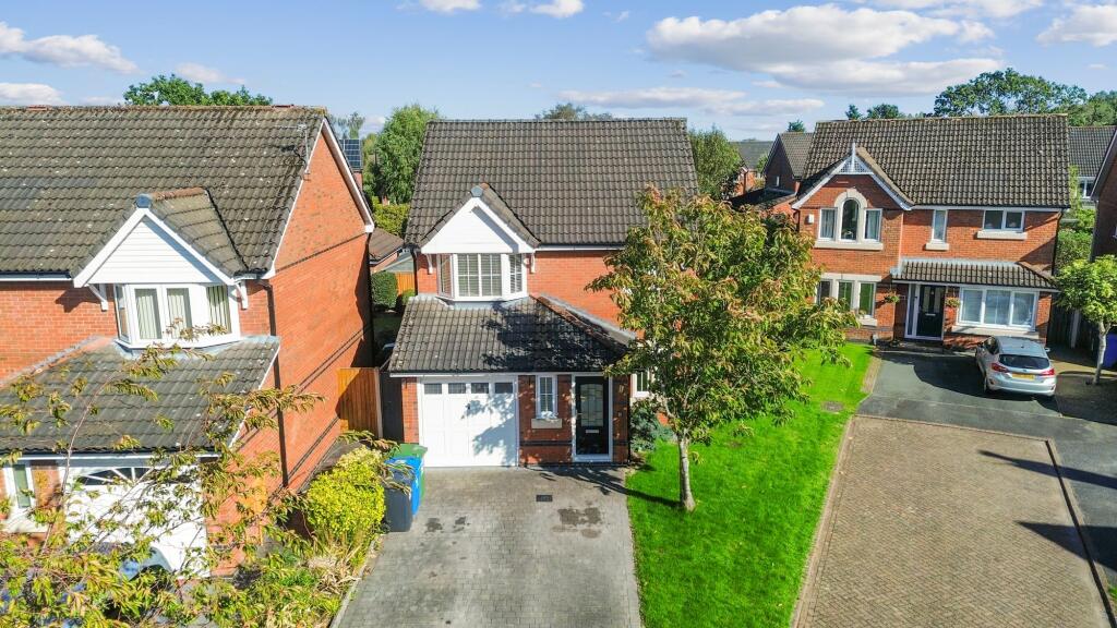 3-bed detached on Pendle Gardens, Culcheth, WA3, £475,000