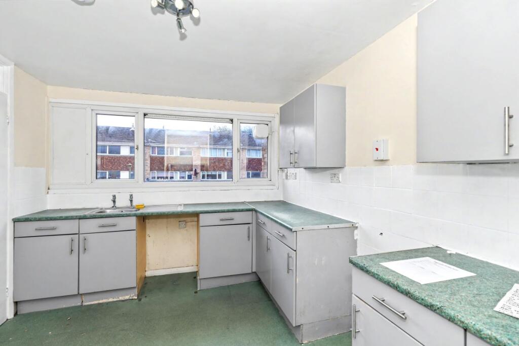 House in Vale of White Horse, Great Faringdon - More