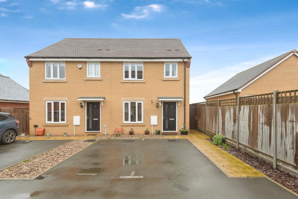 Main image of property: Lynton Edge, Biggleswade, Bedfordshire, SG18