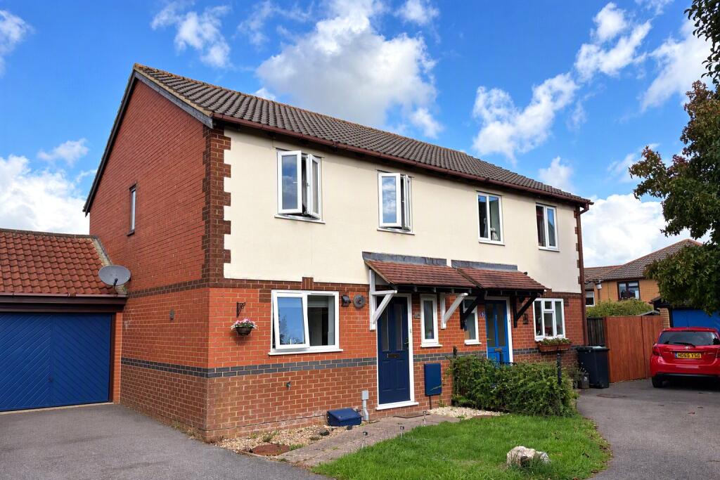 Main image of property: Deane Avenue, Gillingham, Dorset, SP8