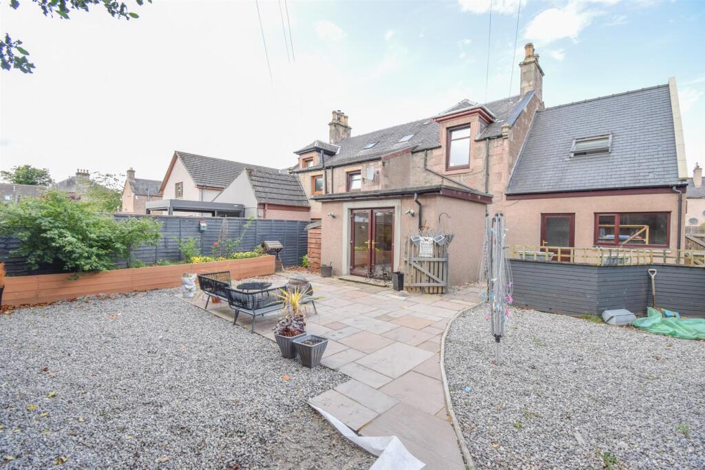 Main image of property: Victoria Villa, 43 Glenurquhart Road, Inverness