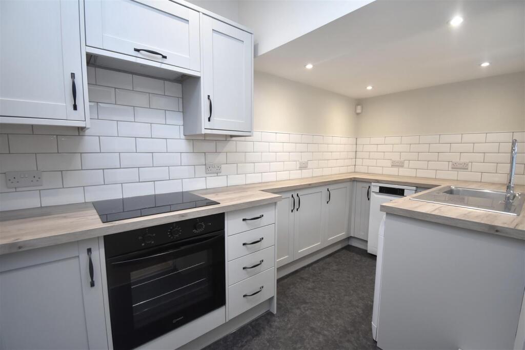 Main image of property: Falsgrave Crescent, York