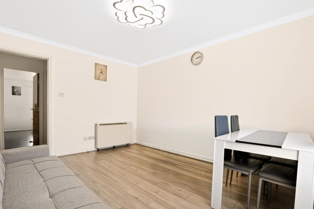 Apartment in Glasgow - View 5