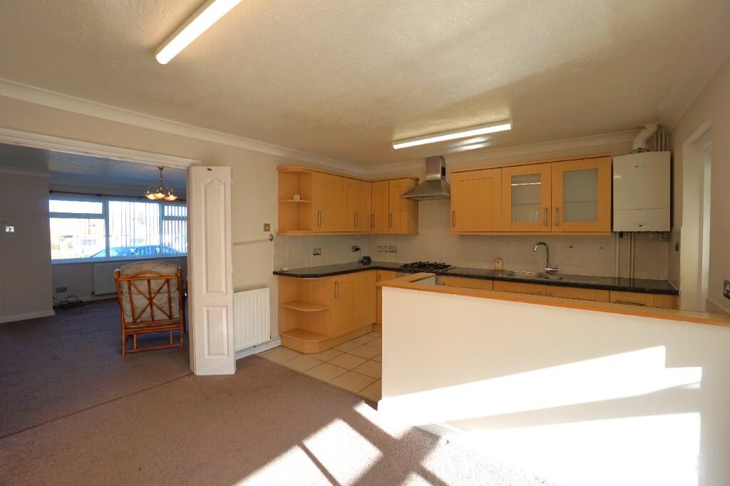 Canterbury Road, Birchington, Kent, CT7 photo 5