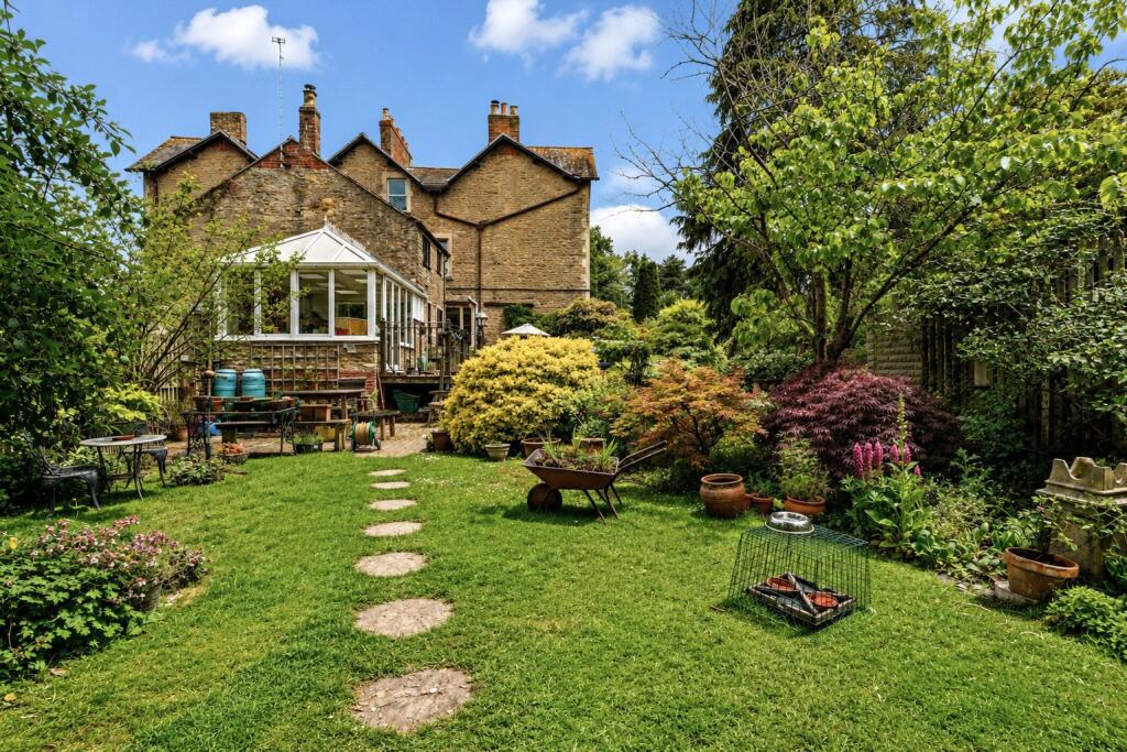House in Frome - View 2