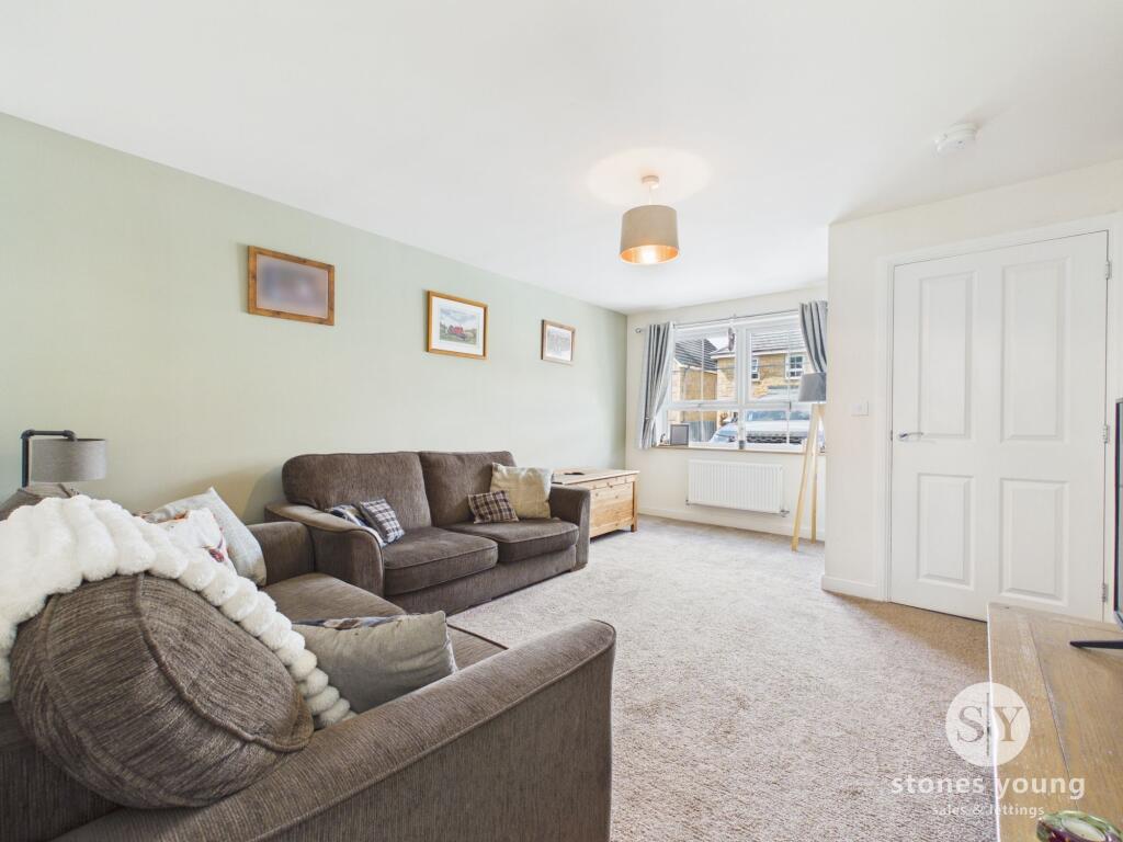 House in Ribble Valley, Waddow Heights, Clitheroe - View 2