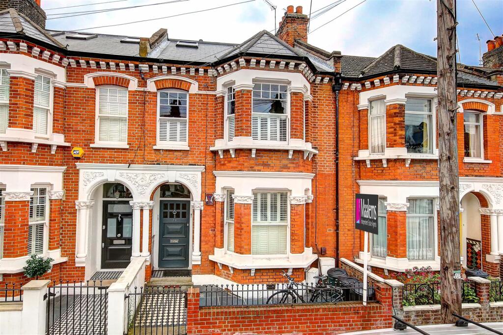 Gayville Road Battersea London photo 3