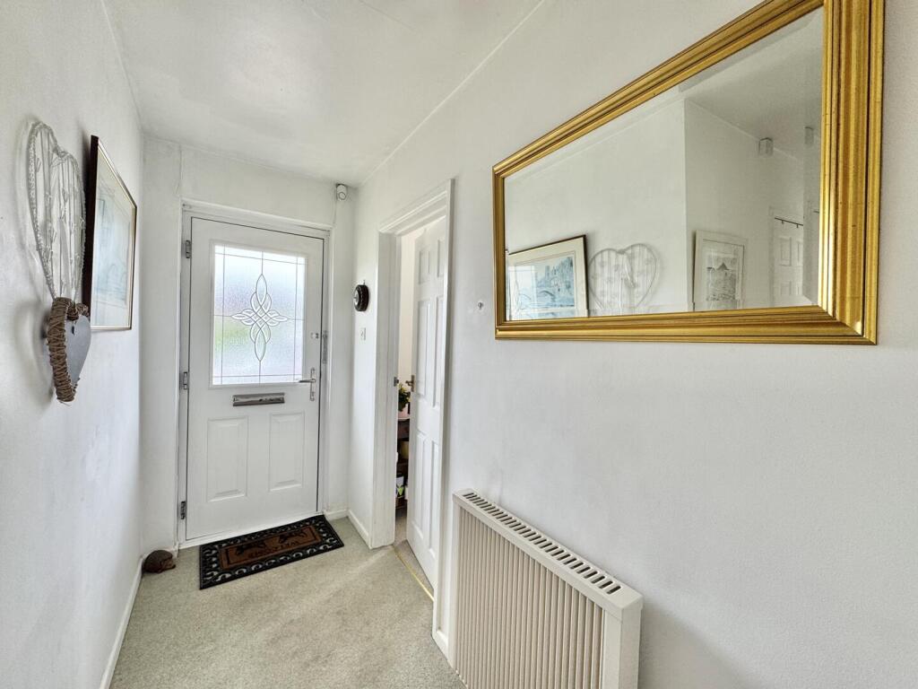 Cowling Road, Carnon Downs photo 4