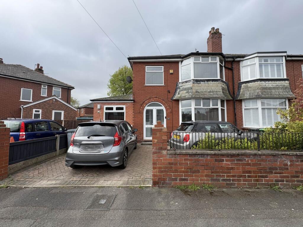 Main image of property: 7 Mough Lane, Chadderton, Oldham, OL9 9NT