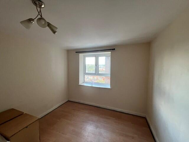 Apartment in Manchester - View 4