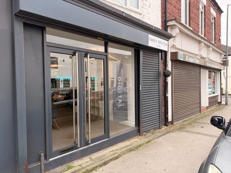 Main image of property: 477 Leigh Road, Westhoughton, Bolton, Lancashire, BL5