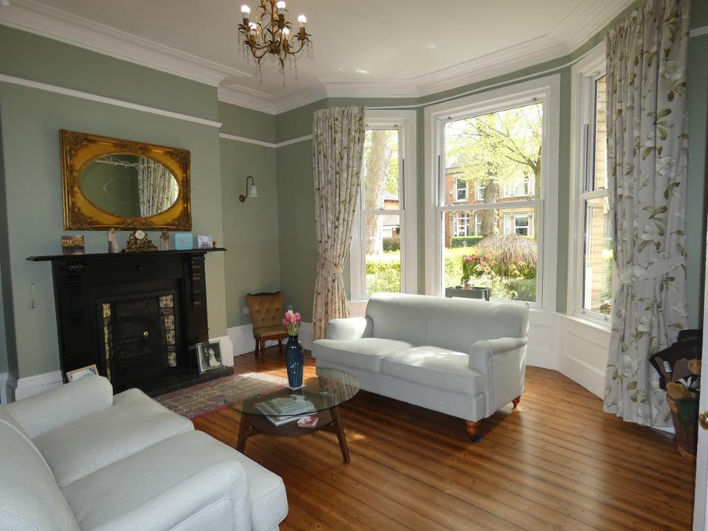 Main image of property: Park Avenue, HULL, HU5 3ET