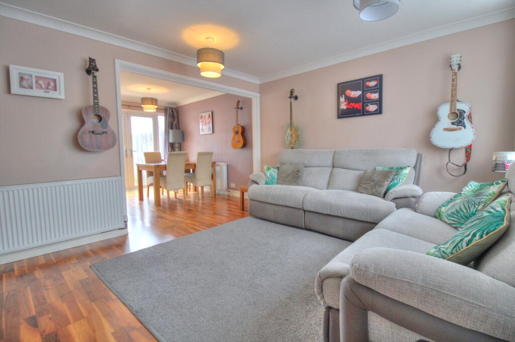 House in Milton Keynes, West Bletchley - View 2