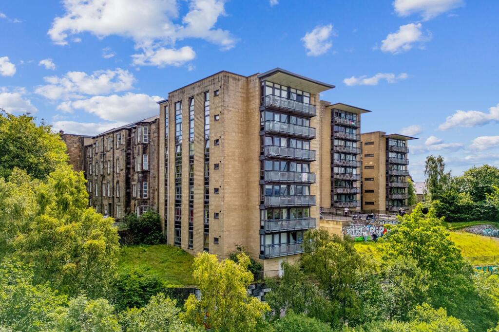 Main image of property: Hill Street, Flat 2/3, Garnethill, Glasgow, G3 6US