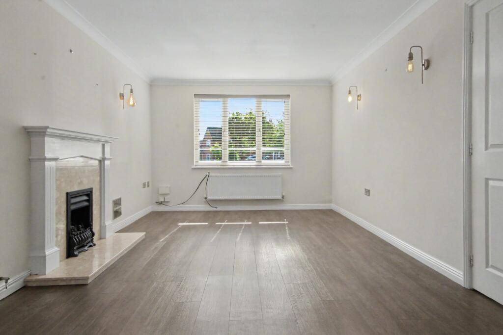 Oyster Close, Burton-On-Trent photo 3