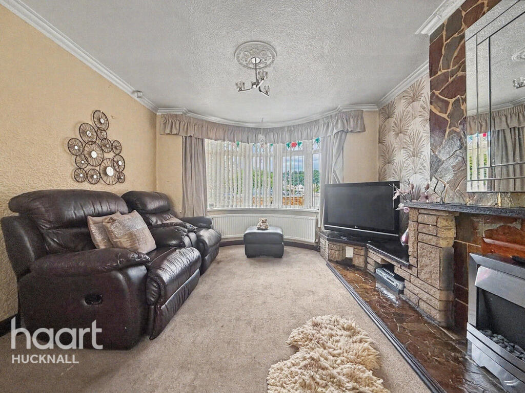 House in Ashfield, Hucknall - View 4