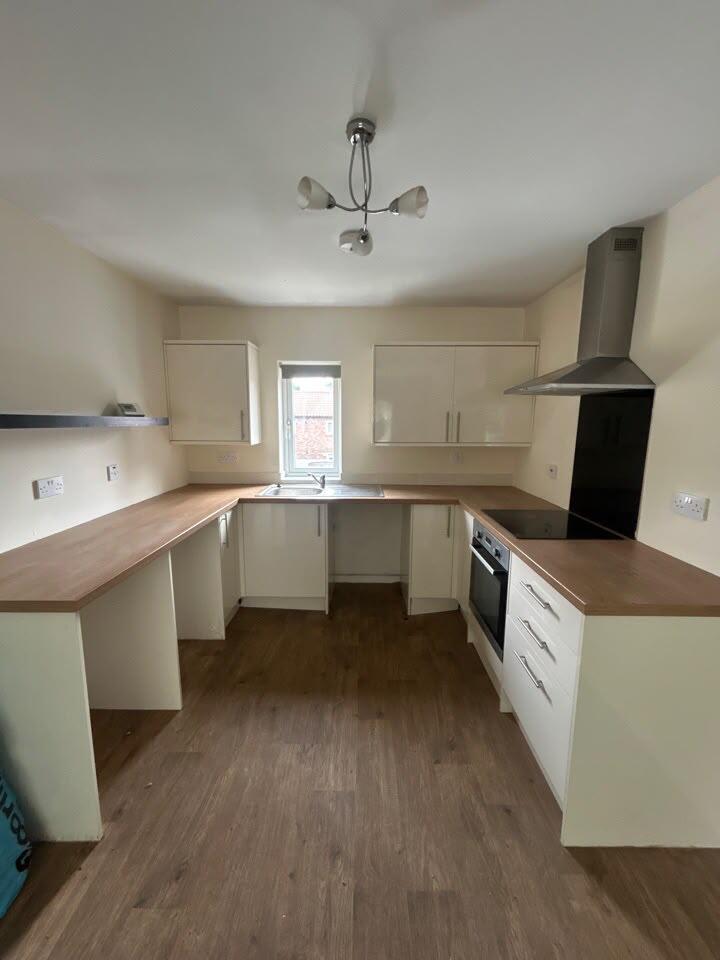 Apartment in Newcastle upon Tyne - View 3