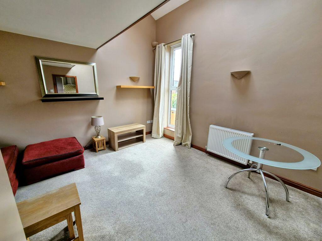 Hesketh Road, Leeds photo 4