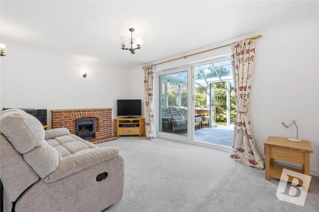 Beardsley Drive, Chelmer Village, Chelmsford, Essex, CM1 photo 4