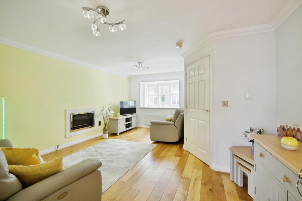 House in London - View 5