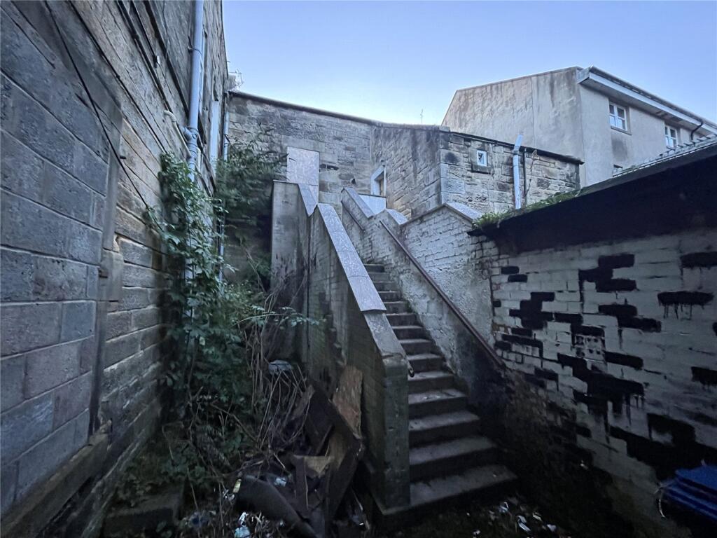 Apartment in Kirkcaldy - View 2
