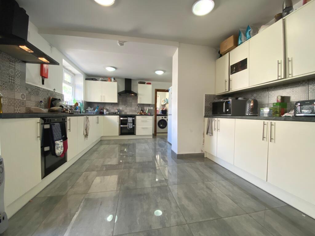 Main image of property: Richmond Road, Roath