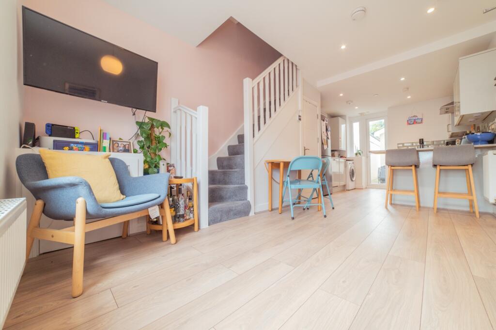 2-bed house on Bradley Street, Splott, £190,000