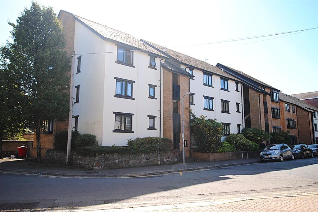 Main image of property: Flat 8, Richmond Court, St. Peters Street, Cardiff, CF24