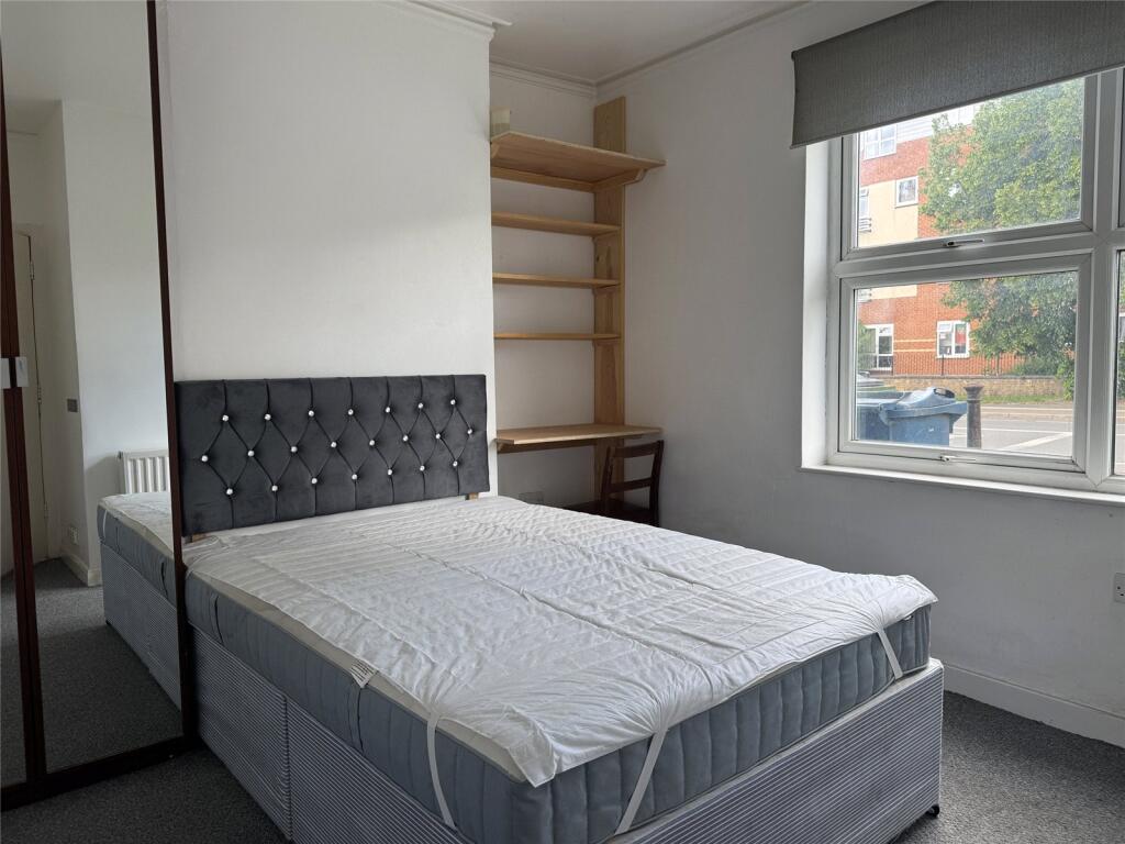 Main image of property: Botley Road, Oxford, Oxfordshire, OX2