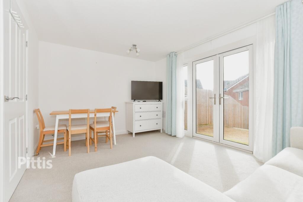 House in Portsmouth - View 4
