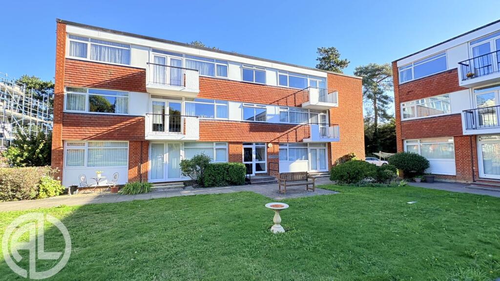 Main image of property: Sollershott Hall, Letchworth Garden City, SG6 3PW