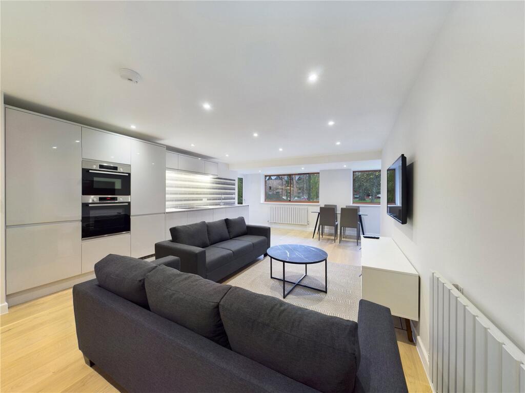 Main image of property: Beaufort Place, Cambridge