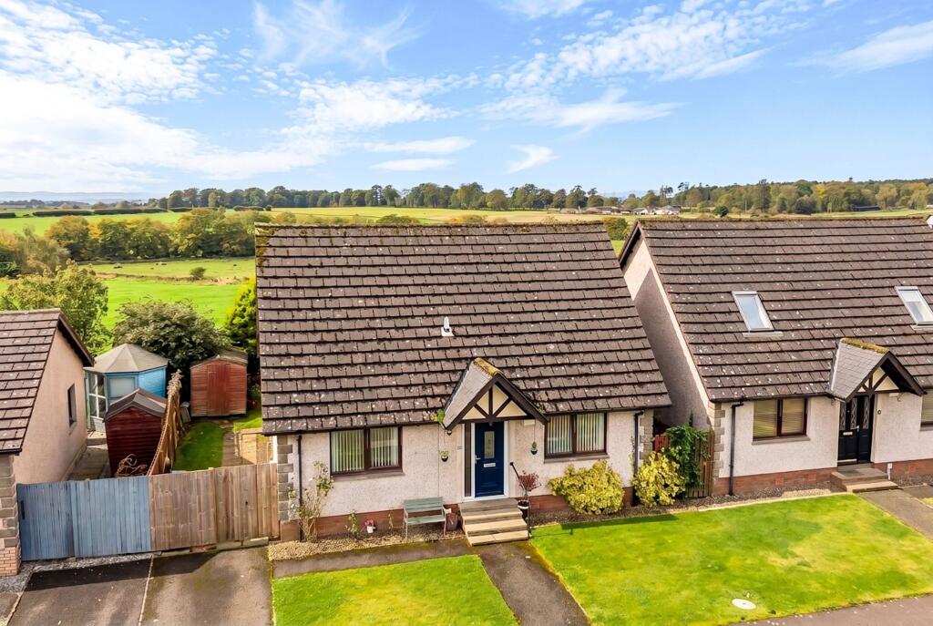 Main image of property: 26 Applehill Drive, Wellbank, DD5 3UD