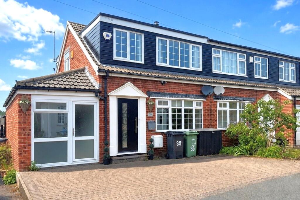 Main image of property: South View Crescent, Yeadon, Leeds