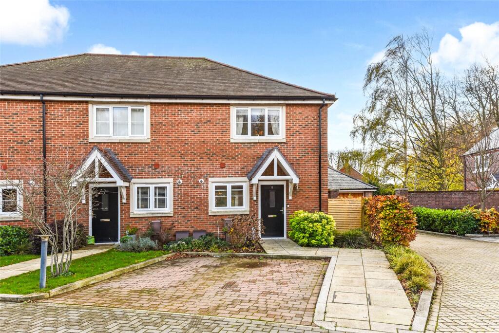 2-bed terraced on 5, Maddoxwood, Chichester, West Sussex, PO19, £290,500