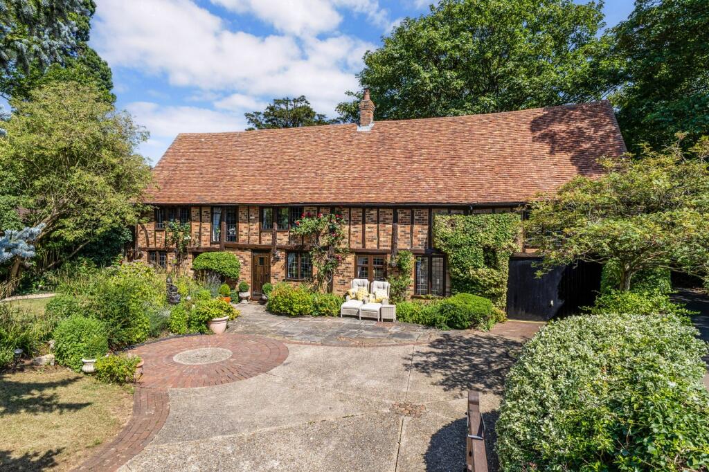 Main image of property: South End, Milton Bryan, Milton Keynes, Bedfordshire, MK17