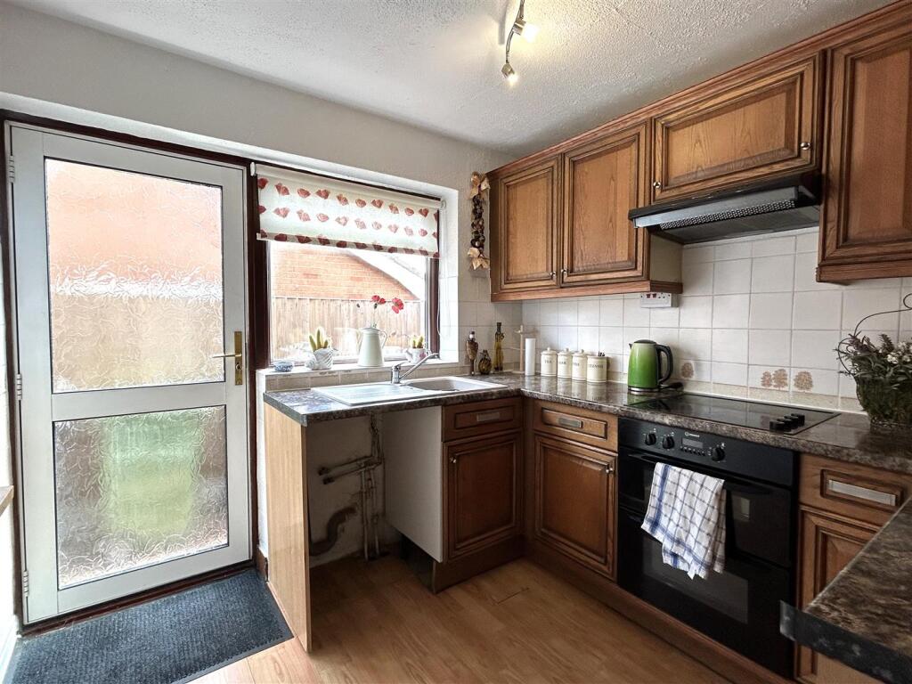 Ffordd Alafon, Wrexham photo 4