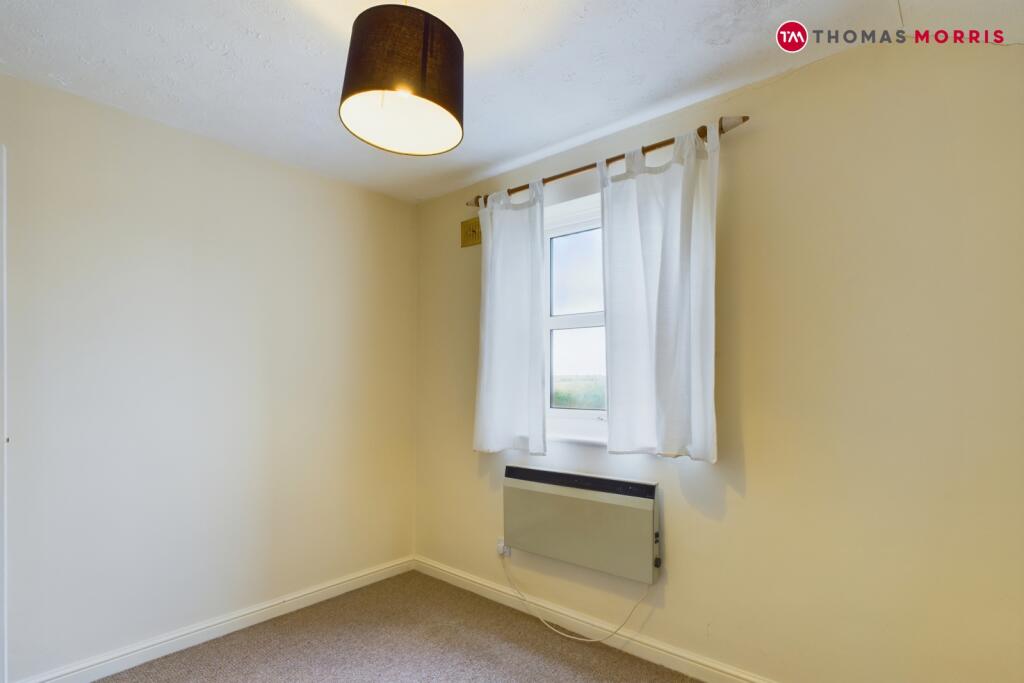 Langwood Close, Eaton Ford, St. Neots, Cambridgeshire, PE19 photo 4