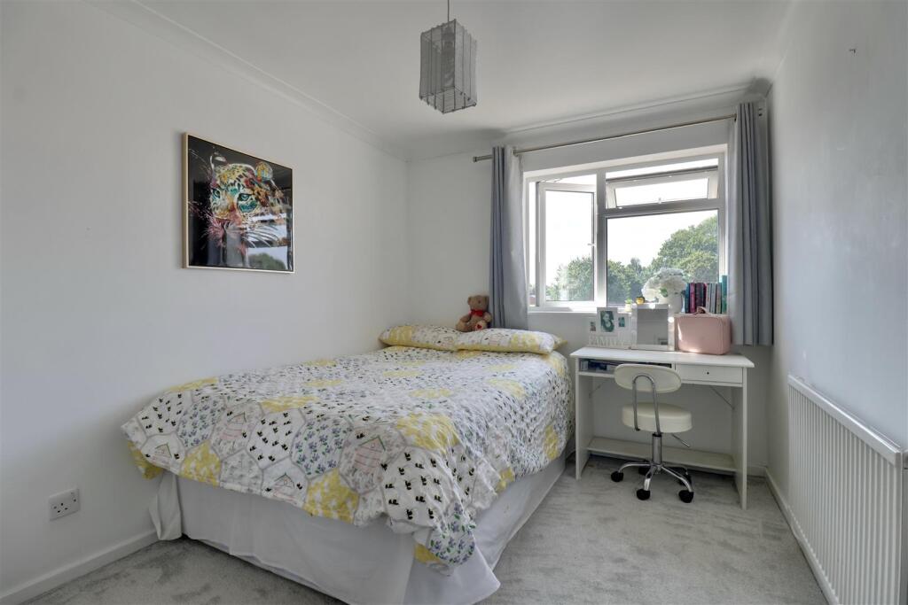 Apartment in Portsmouth - View 4