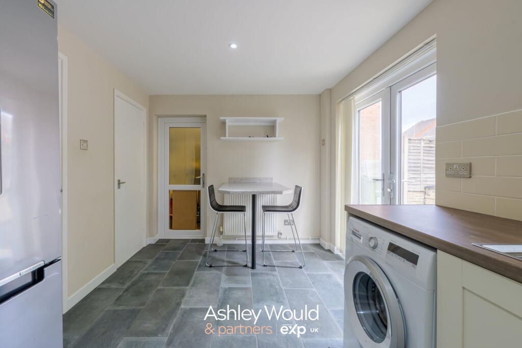 House in Dudley, West Midlands - View 5