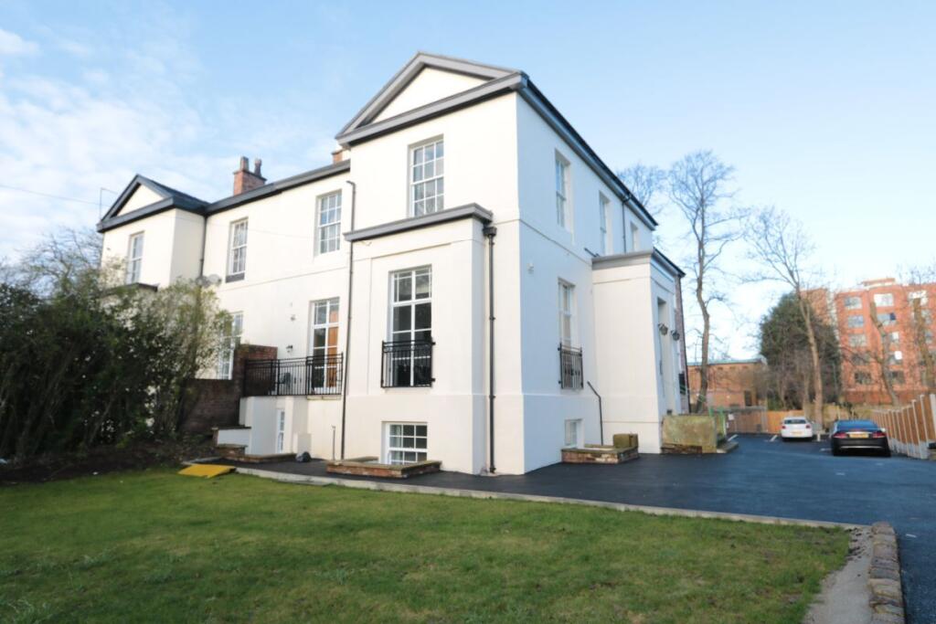 Apartment in Manchester, Victoria Park, Longsight