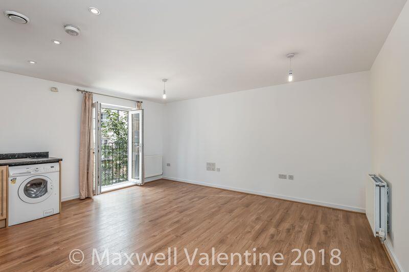 Apartment in London - View 5