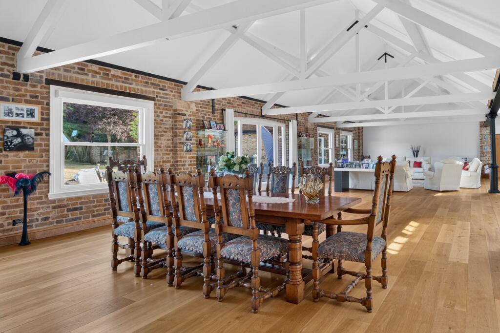 House in Epping Forest, Waltham Abbey - View 5