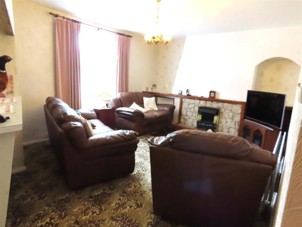 Hawthorn Road, Ashington photo 2