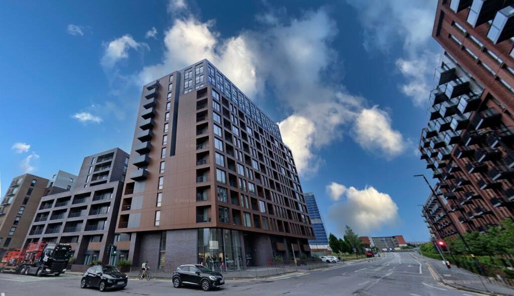 2-bed house on X1 Landmark, Salford, Manchester, M5, £290,000