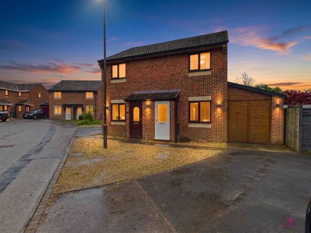 Main image of property: Pheasant Mead, Stonehouse, GL10